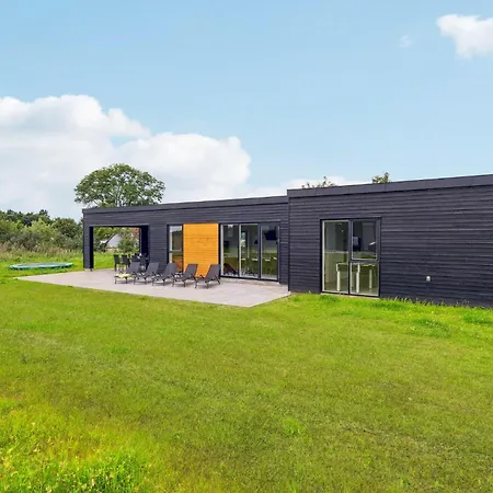Awesome In With Kitchen Holiday home